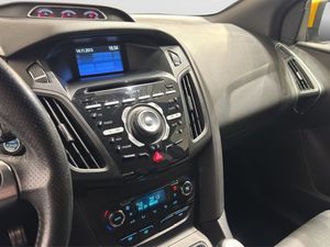 Ford Focus bild 16