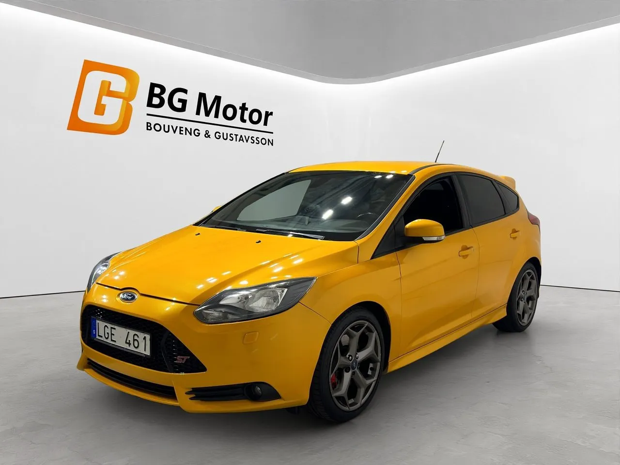 Vehicle image 7