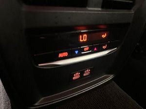 BMW 330 bild 15