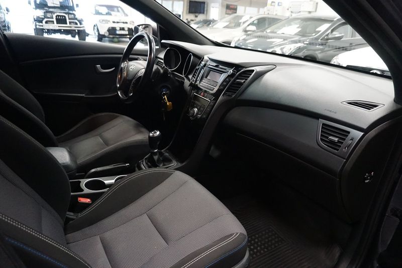 Hyundai i30 bild 9