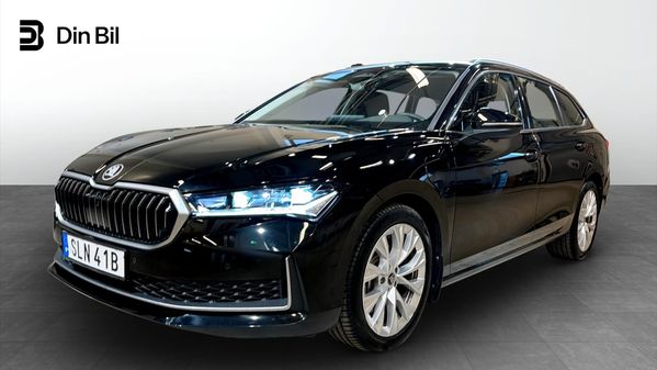 Skoda Superb iV Kombi Selection DSG Drag/P-värmare - 2025