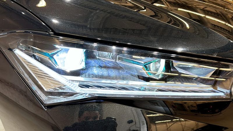 Skoda Superb bild 16