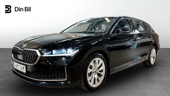 Skoda Superb iV Kombi Selection DSG Drag/P-värmare - 2025