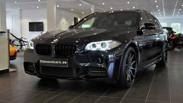 BMW 530 d xDrive Touring M-Sport ROHANA Pono Navi Drag kamera - 2016
