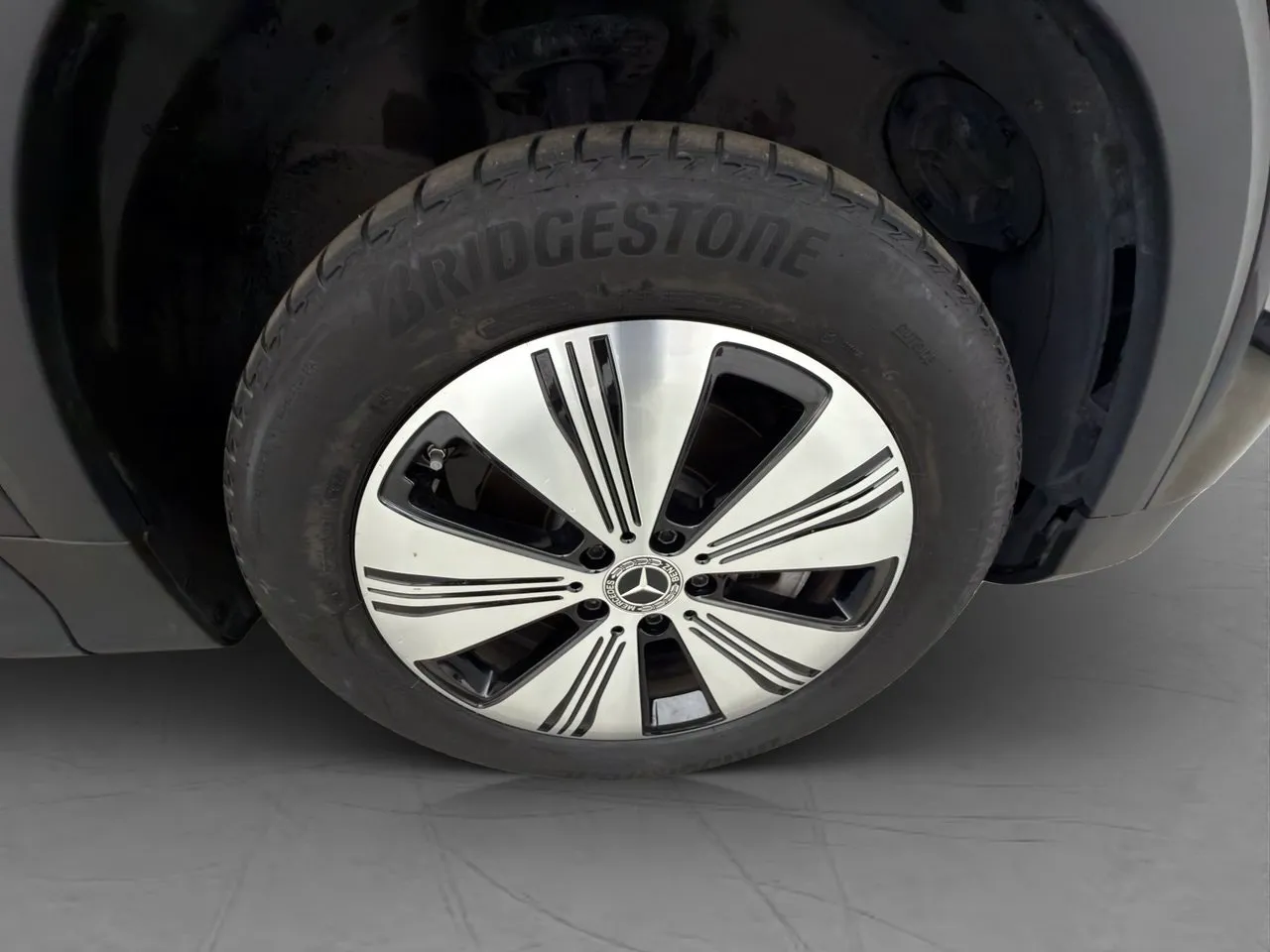Vehicle image 36