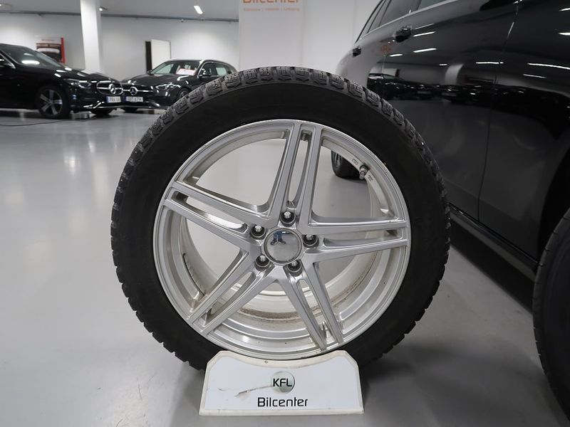Mercedes E300 bild 13