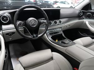 Mercedes E300 bild 18