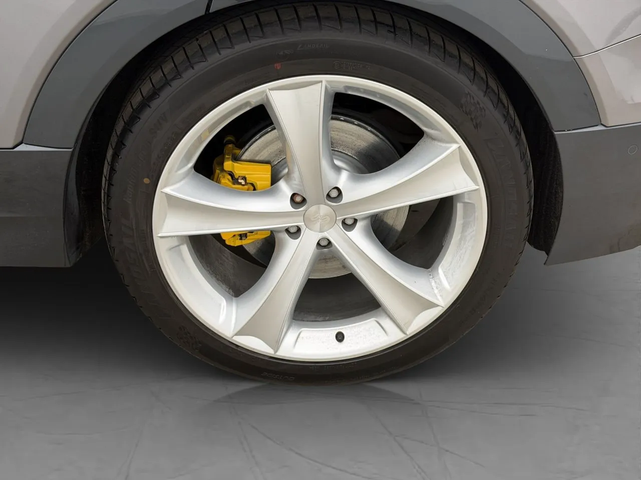 Vehicle image 31