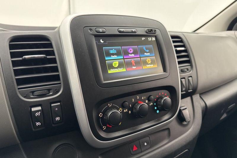 Renault Trafic bild 19
