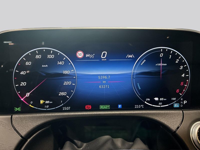 Mercedes E300 bild 12