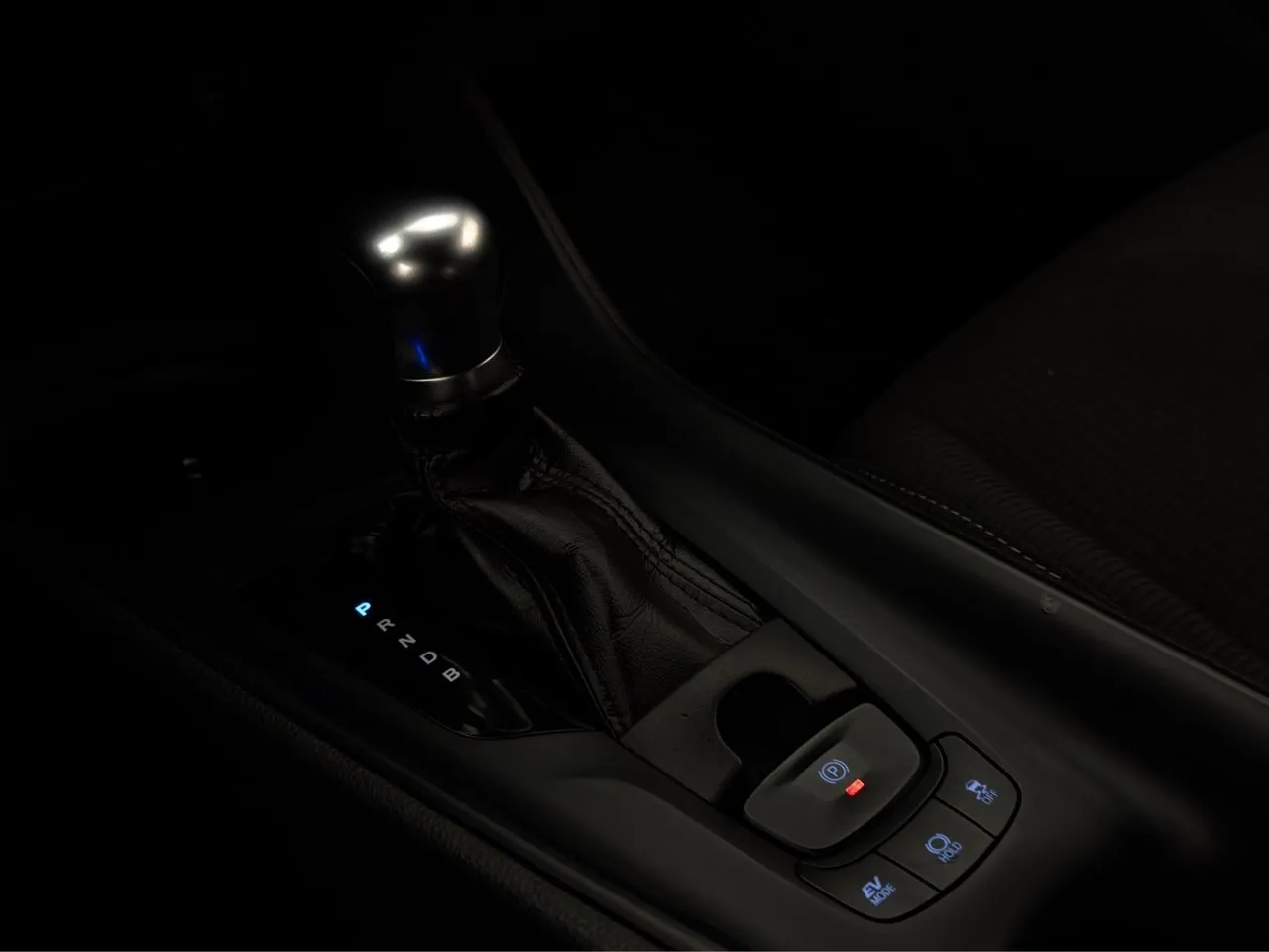 Vehicle image 20