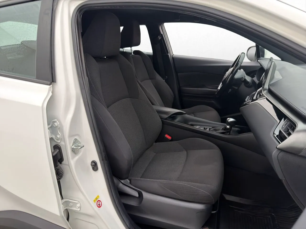 Vehicle image 22