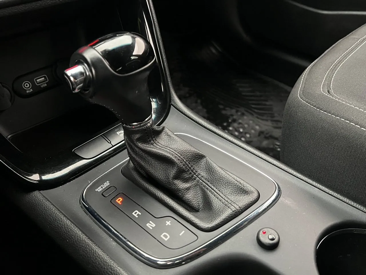 Vehicle image 20