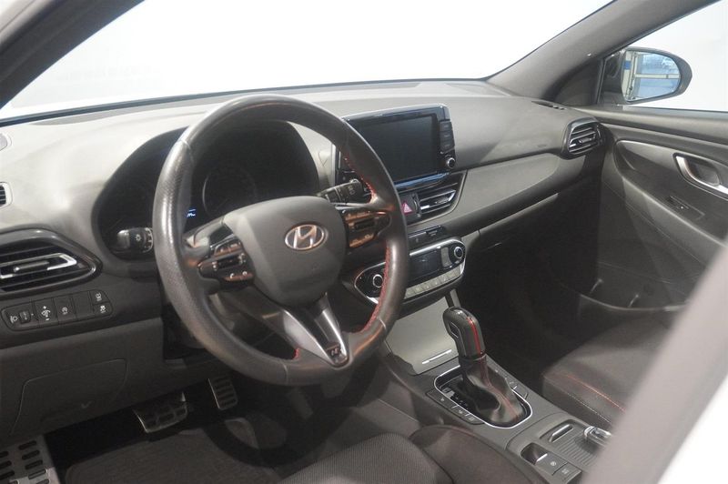 Hyundai i30 bild 2