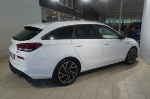Hyundai i30 bild 7