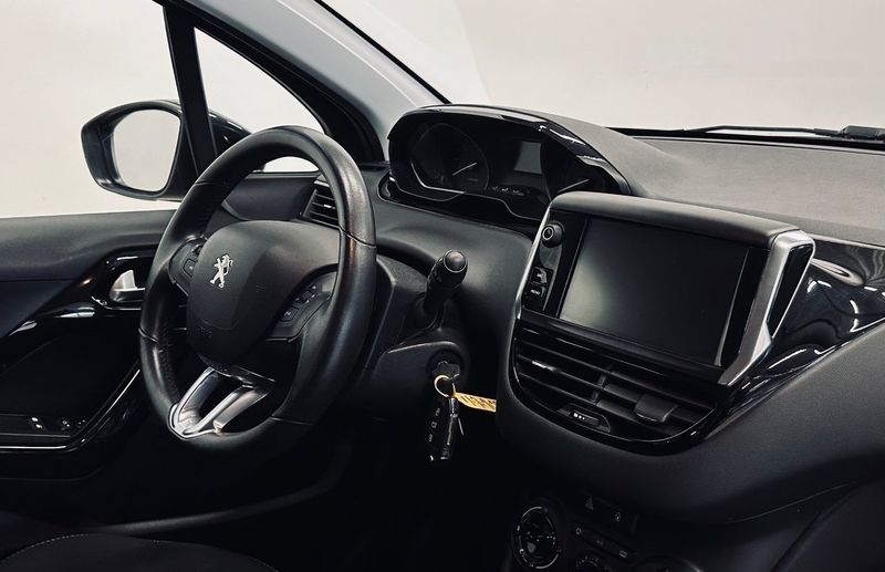 Peugeot 208 bild 10