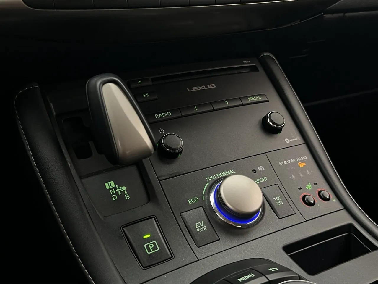 Vehicle image 22