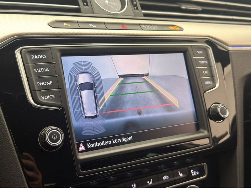 Volkswagen Passat bild 18