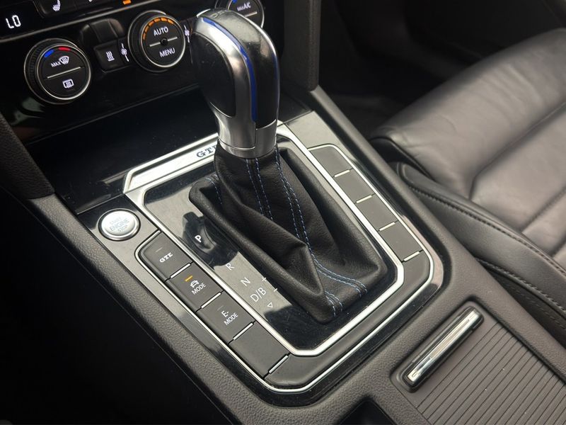 Volkswagen Passat bild 23