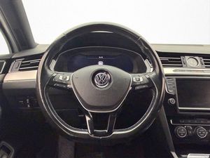 Volkswagen Passat bild 10