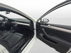 Volkswagen Passat bild 12