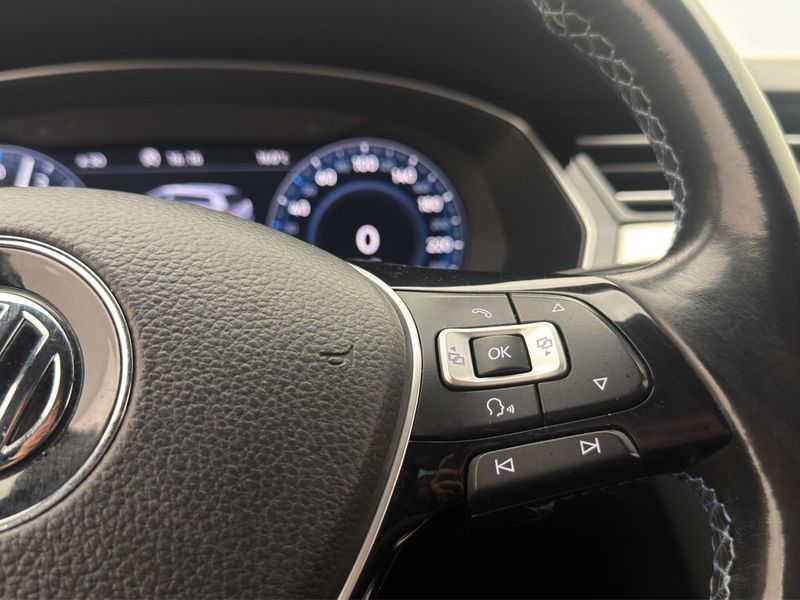 Volkswagen Passat bild 17