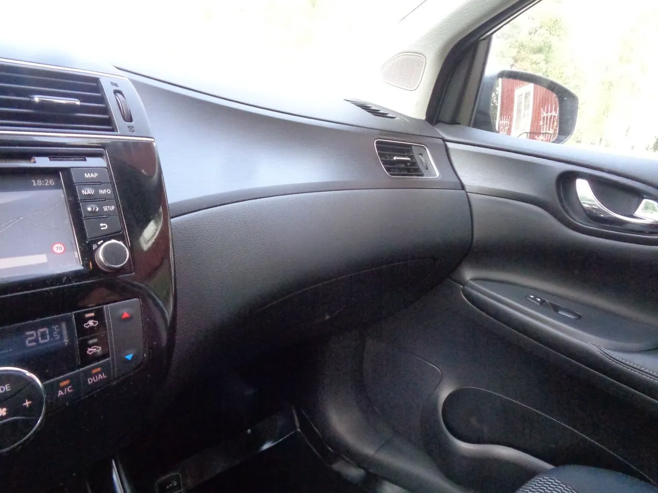 Vehicle image 29
