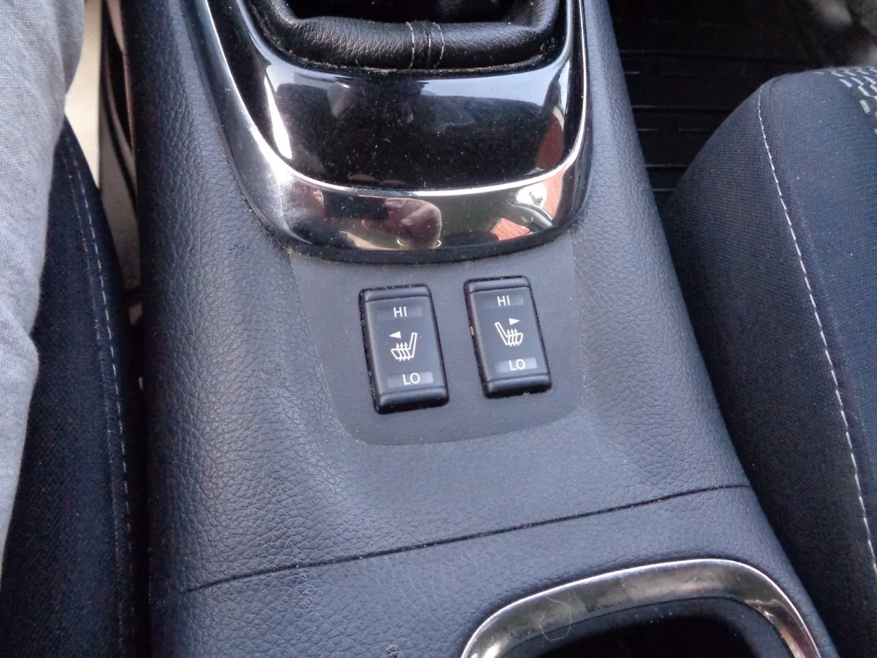 Vehicle image 27