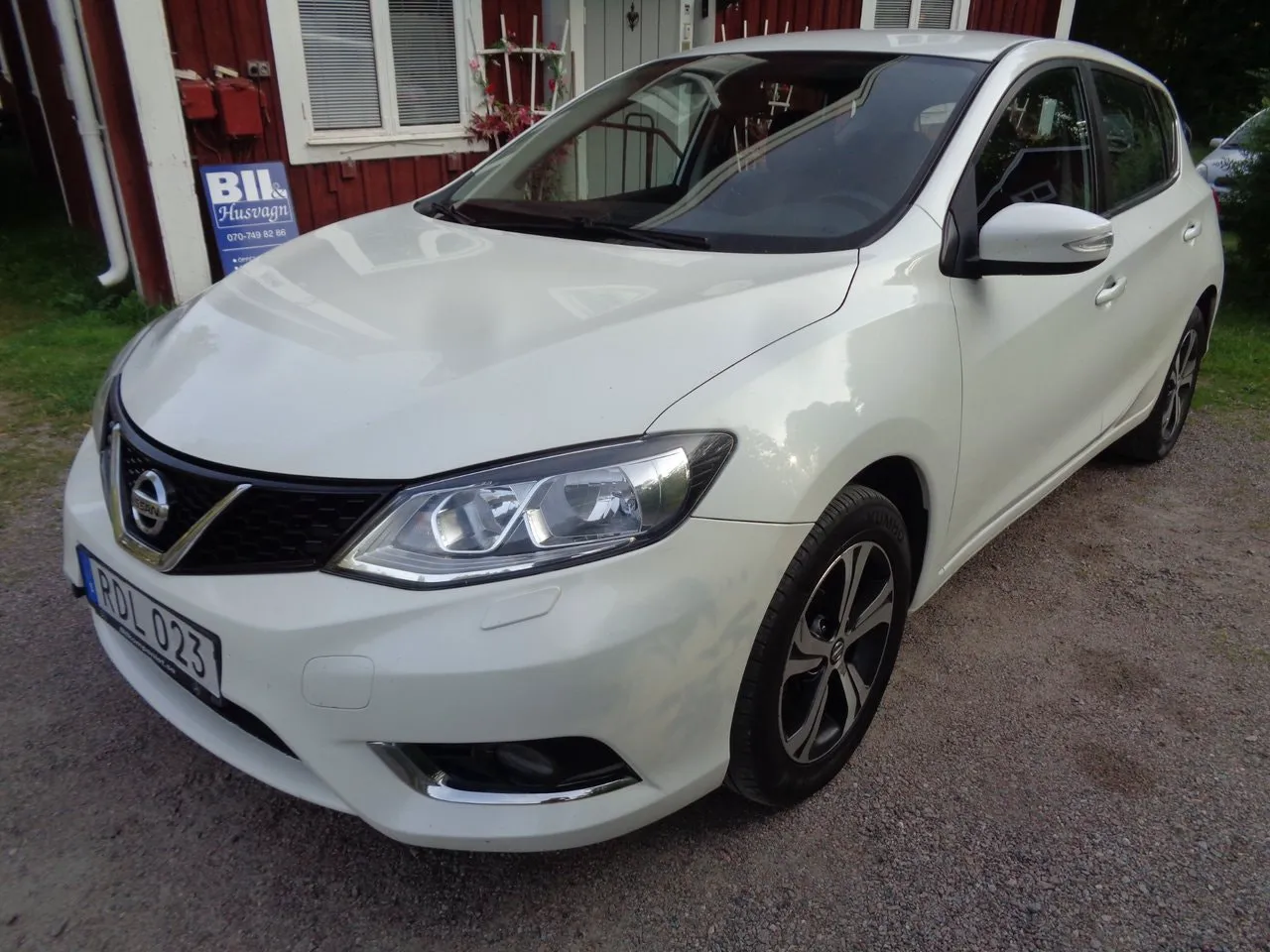 Vehicle image 7