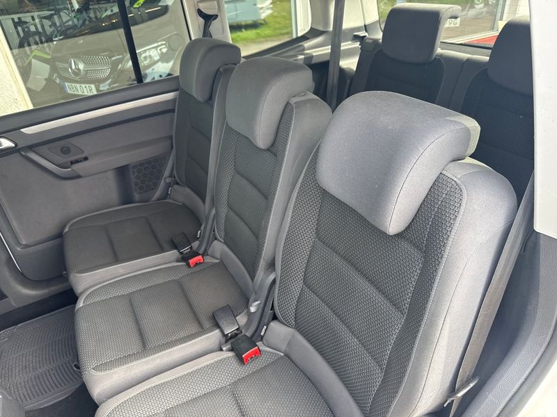 Volkswagen Touran bild 6