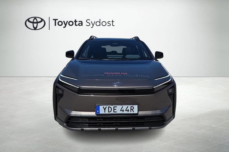 Toyota bZ4X Touring bild 2
