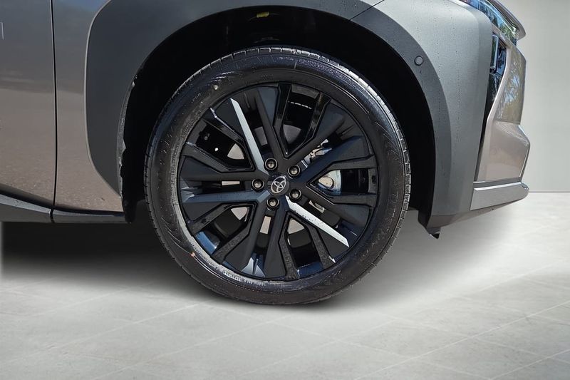 Toyota bZ4X Touring bild 9