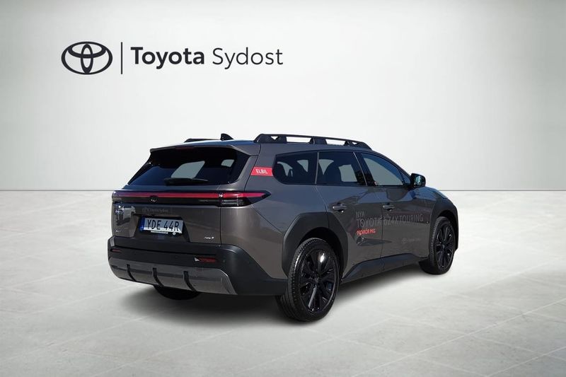 Toyota bZ4X Touring bild 8