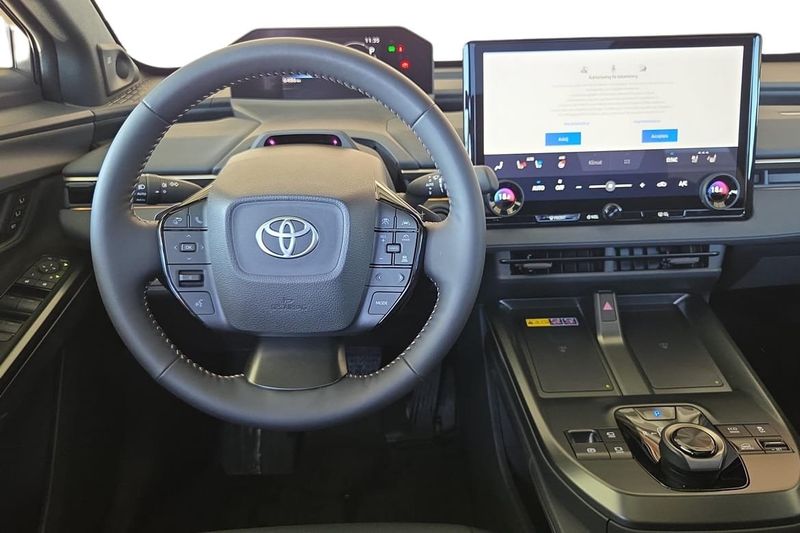 Toyota bZ4X Touring bild 12