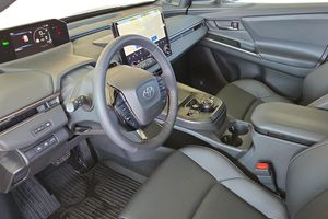 Toyota bZ4X Touring bild 10