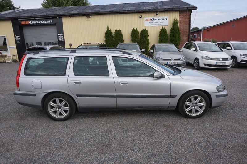 Volvo V70 bild 2