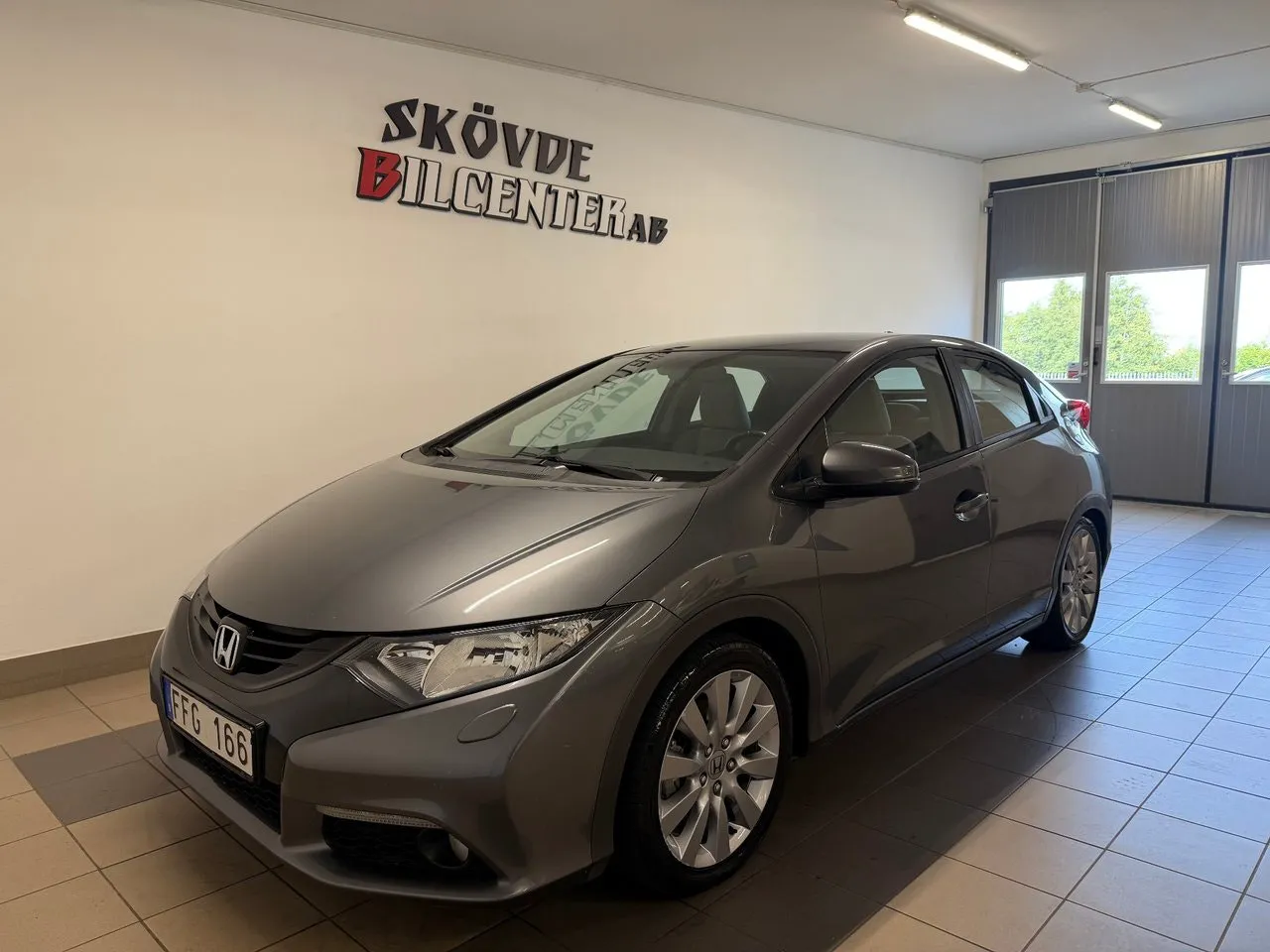 Vehicle image 1