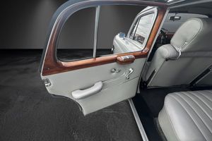 Mercedes 220 bild 17