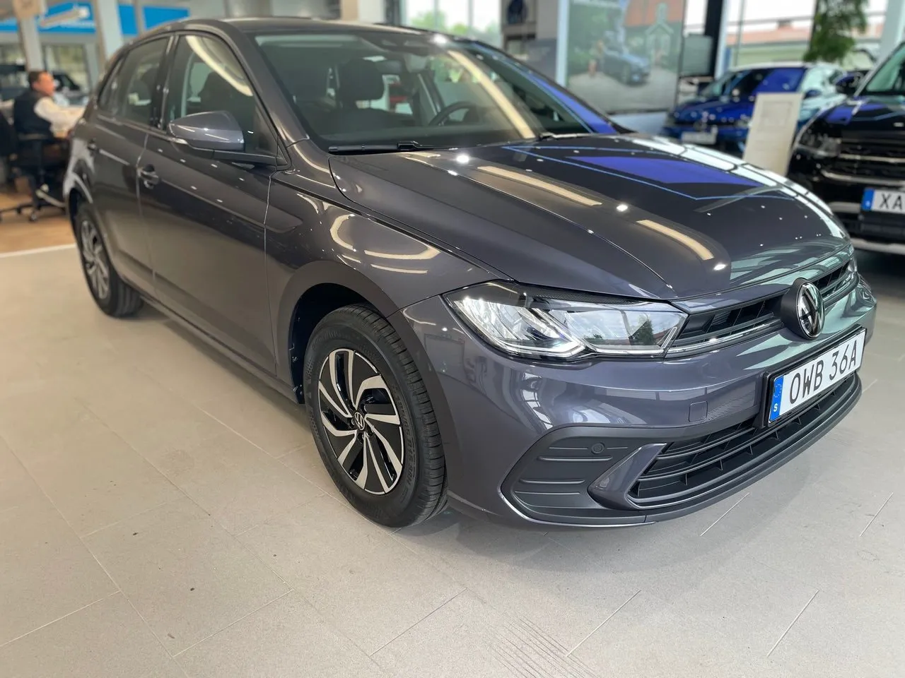 Vehicle image 2