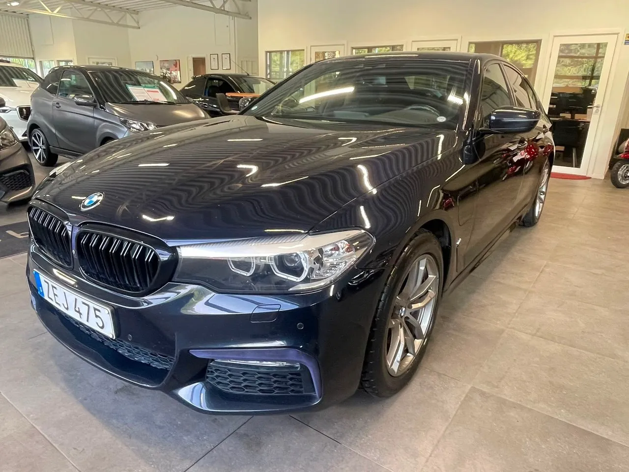 Vehicle image 2