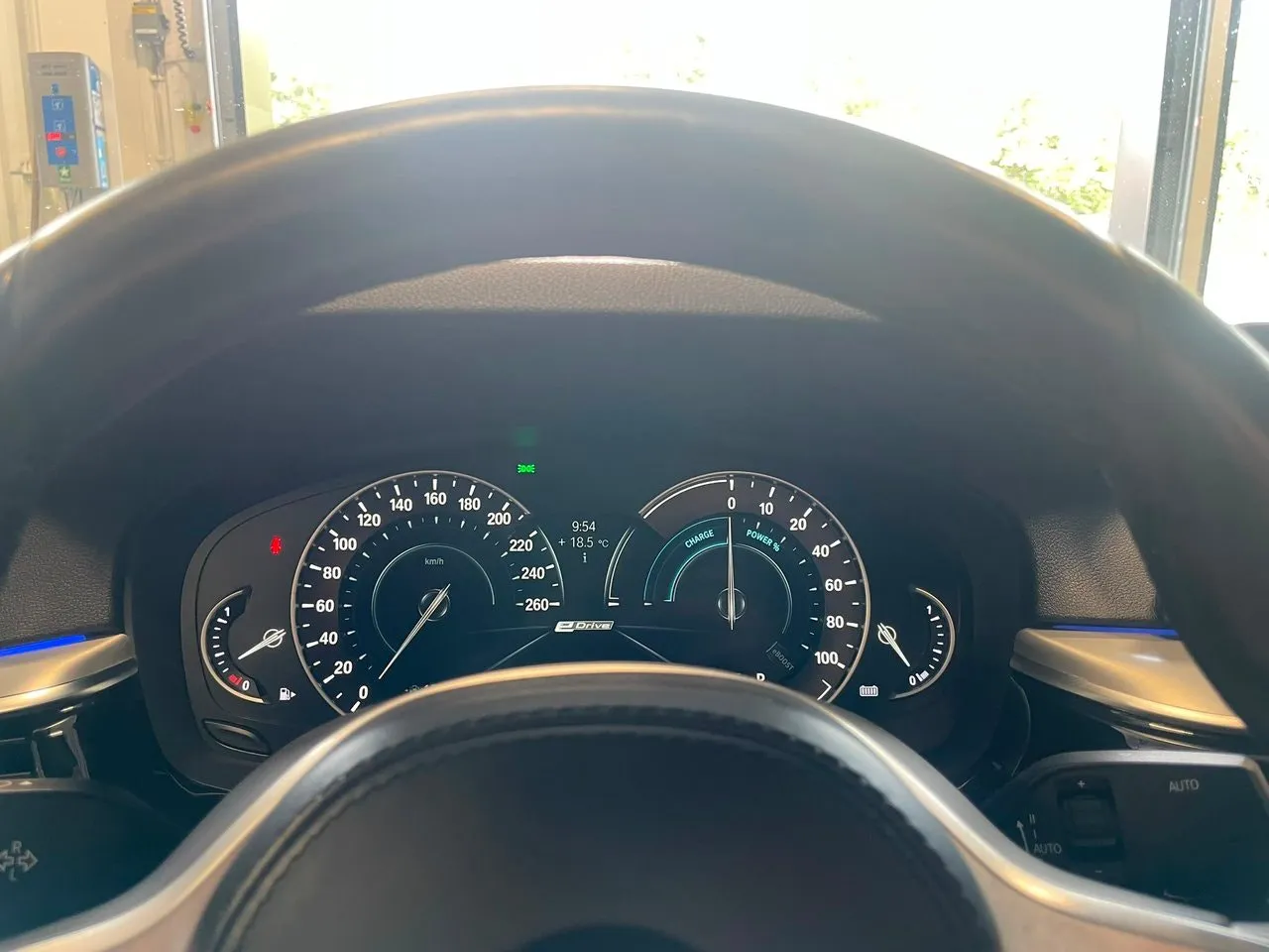 Vehicle image 27