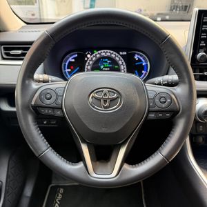 Toyota RAV4 bild 11