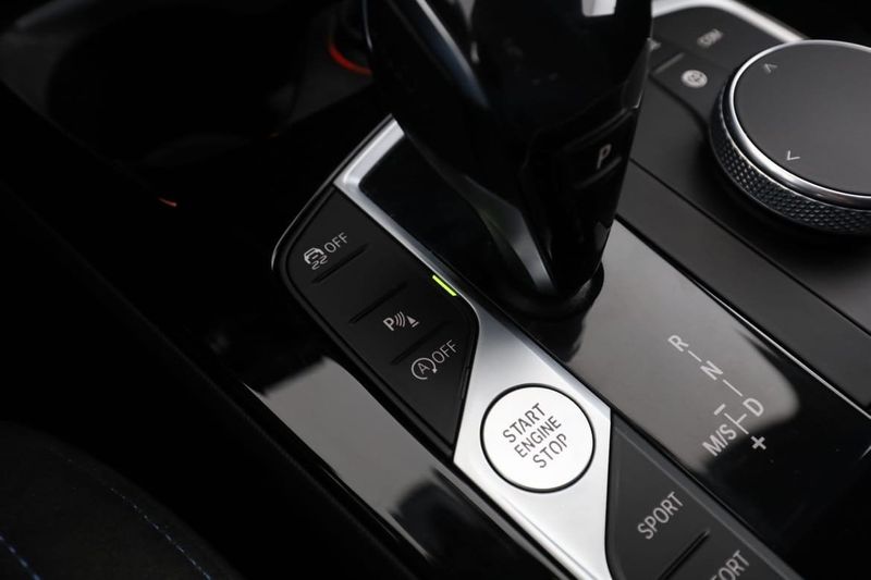 BMW 118 bild 30