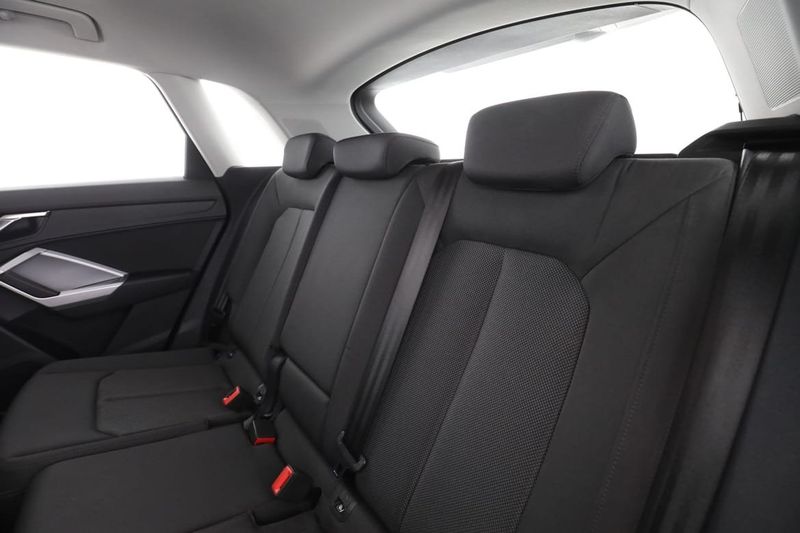 Audi Q3 bild 15