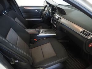 Mercedes E220 bild 13