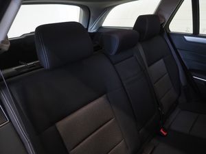 Mercedes E220 bild 15