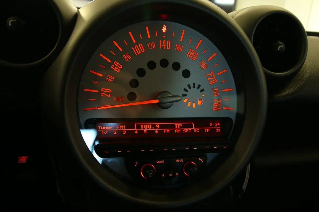 Vehicle image 20