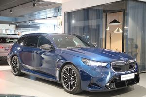 BMW M5 bild 1