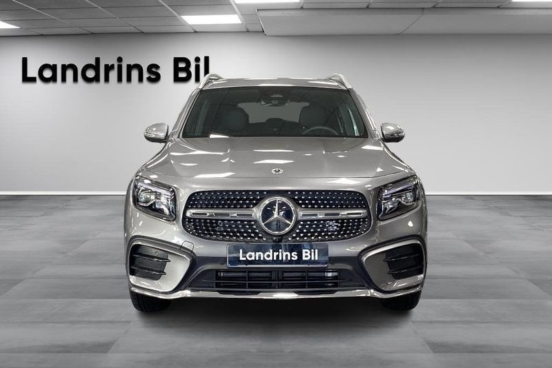 Mercedes GLB220 bild 2