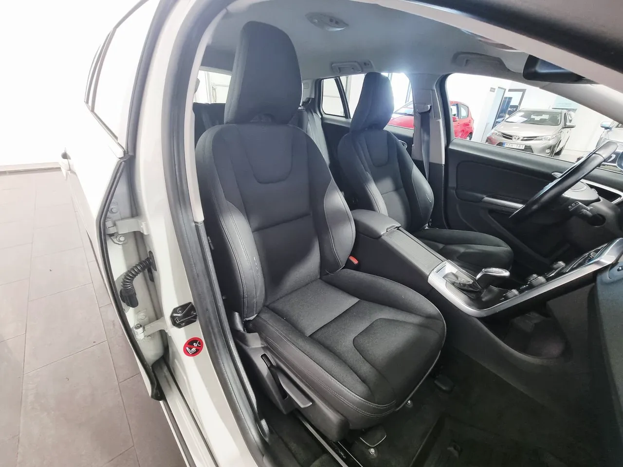 Vehicle image 20